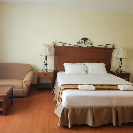 Villa Tomasa Alona Kew White Beach Resort Đảo Đảo Panglao Ngoại thất bức ảnh