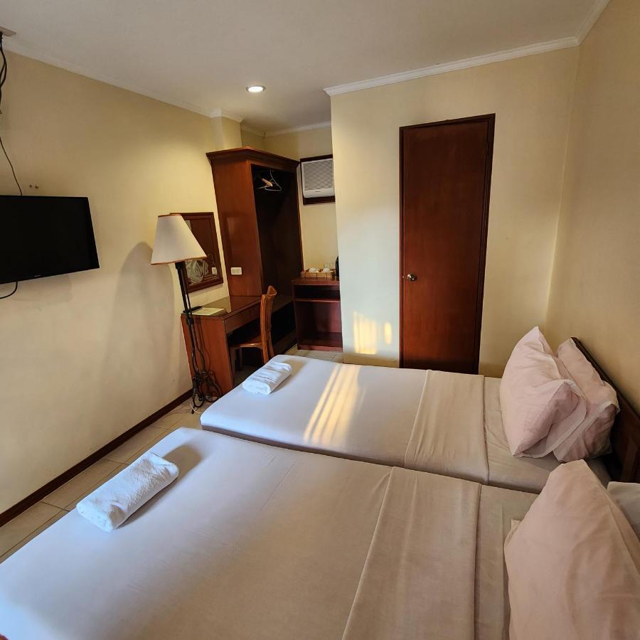 Villa Tomasa Alona Kew White Beach Resort Đảo Đảo Panglao Ngoại thất bức ảnh